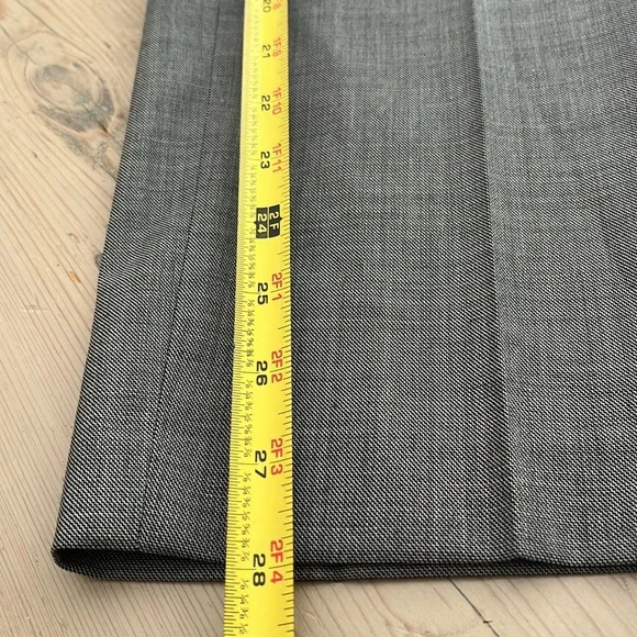 Reiss Gray Tailored Trousers for a Polished Look - Picture 14 of 14